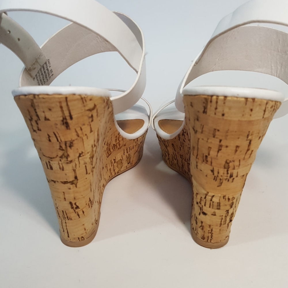 Madden Girl White Platforms Kaayla Size 8 - Picture 5 of 7